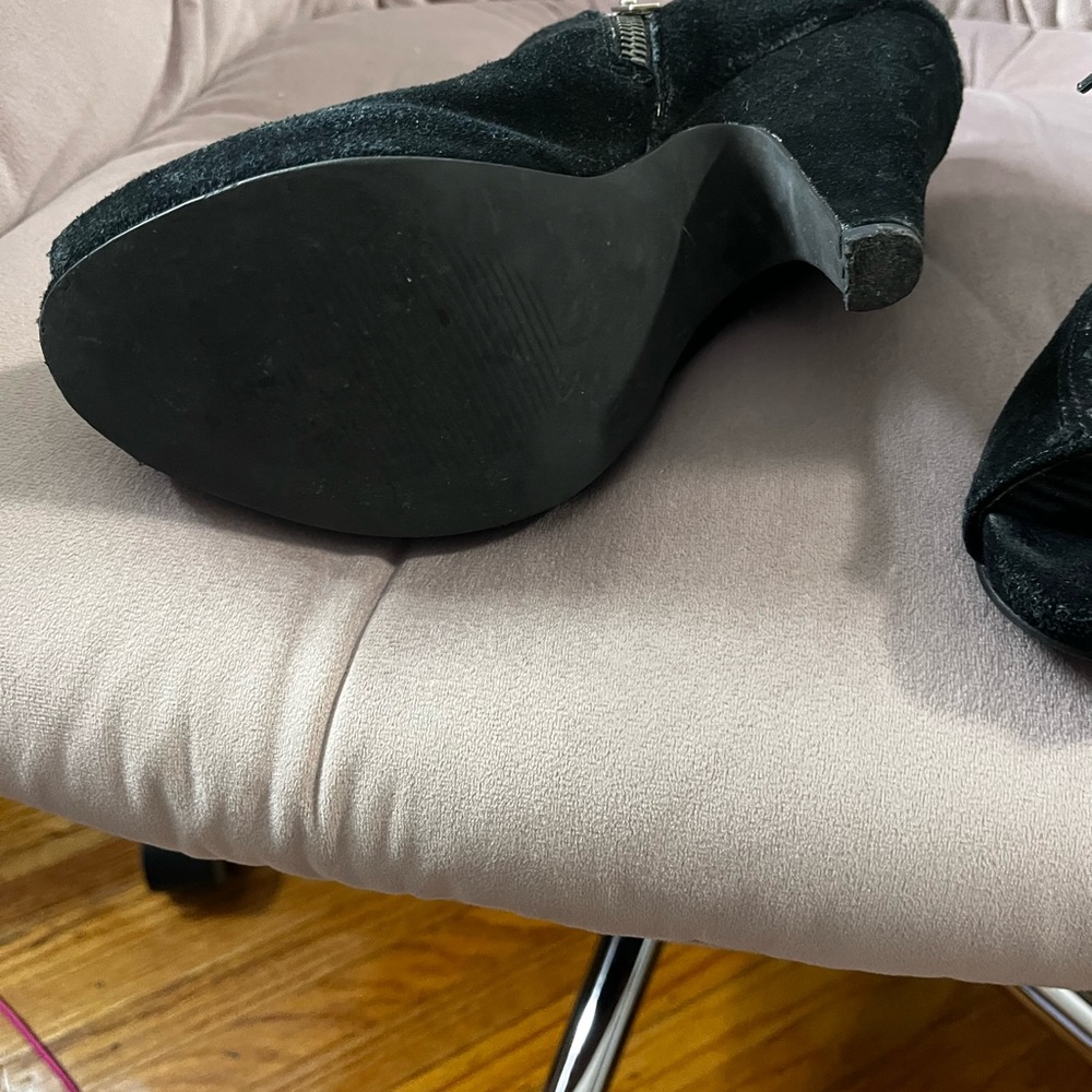Bootie shoes - Picture 3 of 3